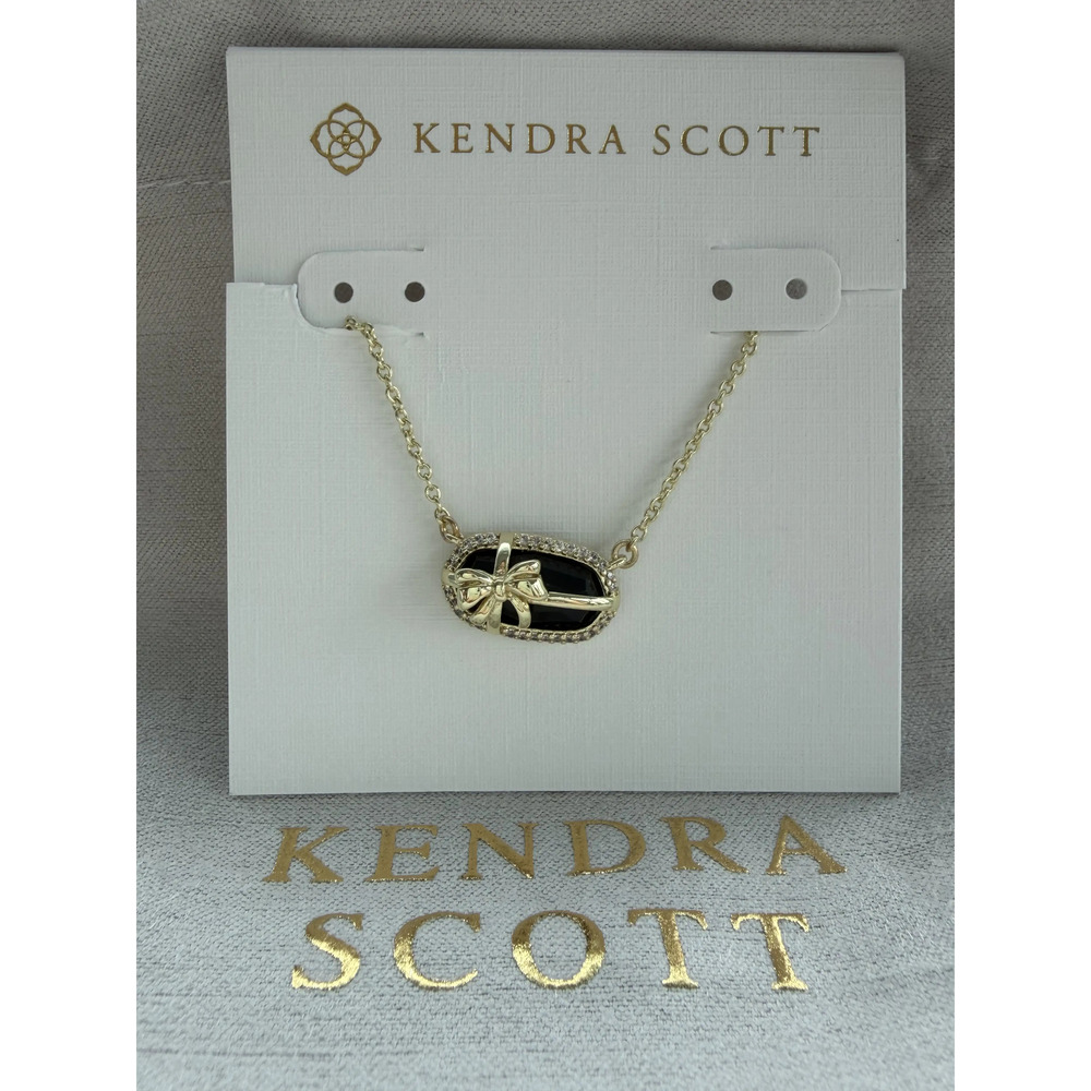 Kendra Scott Black Pendant Necklace